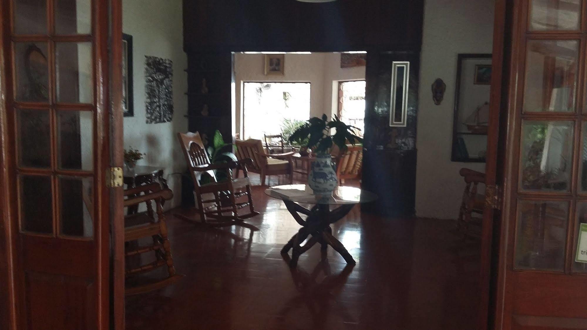 Hotel Mont Joli Cap-Haïtien Zewnętrze zdjęcie